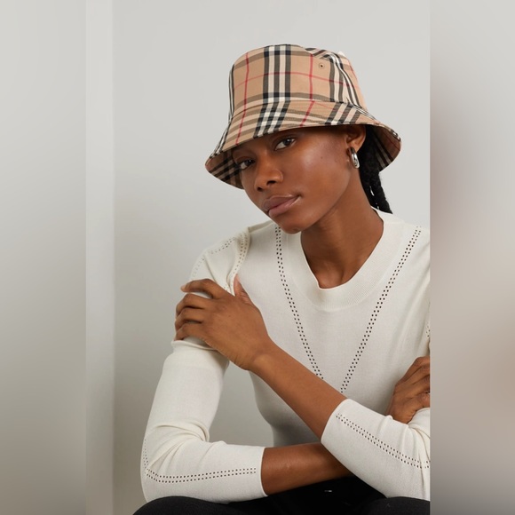 SOLD. Burberry Vintage Check Bucket Hat. - Picture 2 of 8